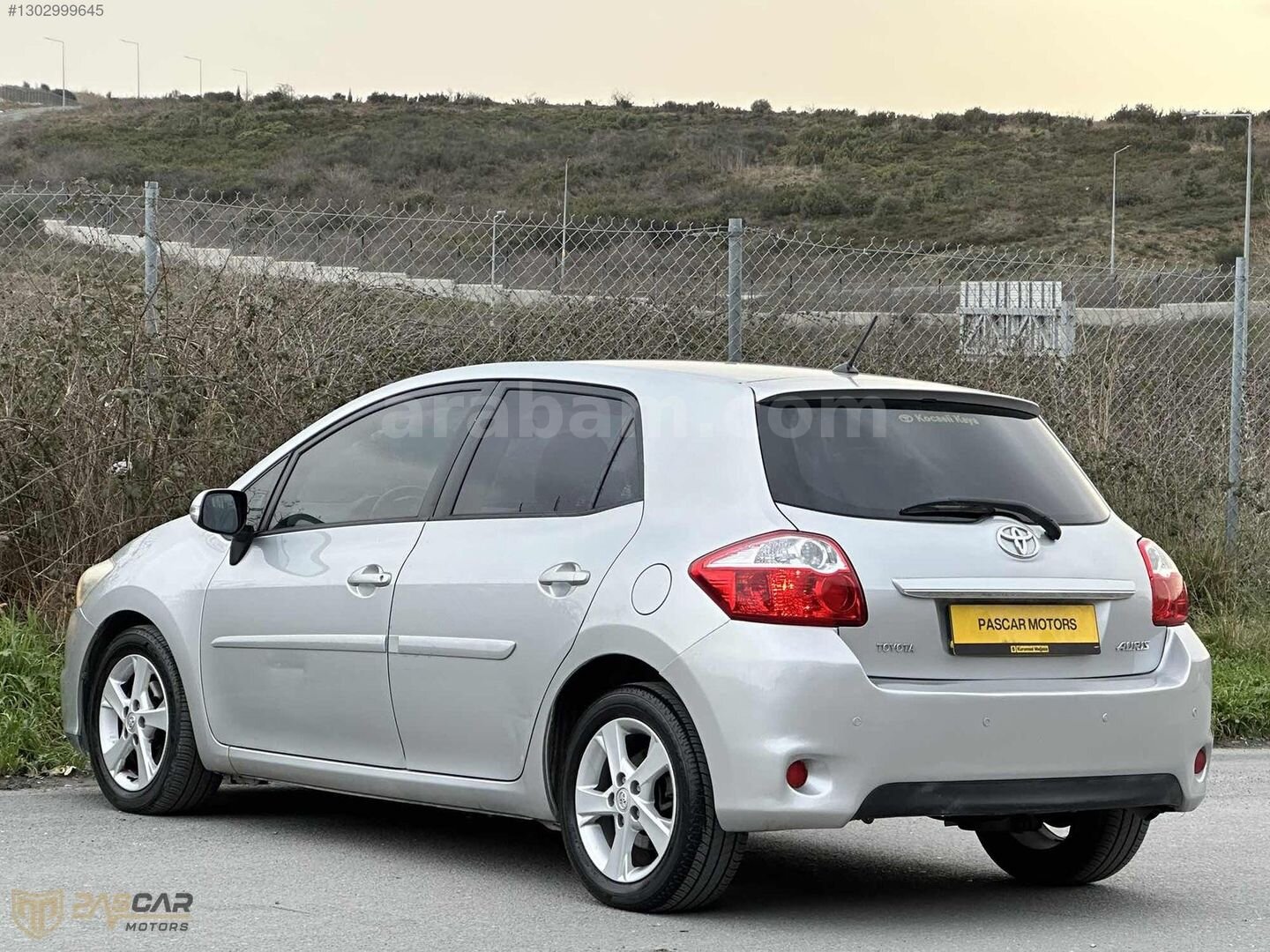 Galeriden Toyota Auris 1.4 D-4D Comfort Extra 2012 Model İstanbul 133.000 km Gri 5
