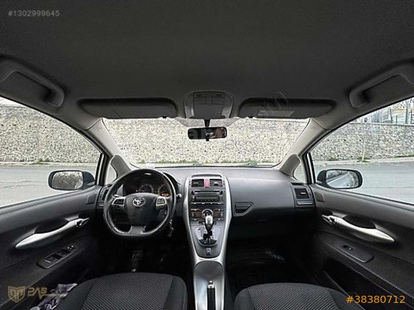 TOYOTA AURİS 1.4D-4D COMFORT EXTRA