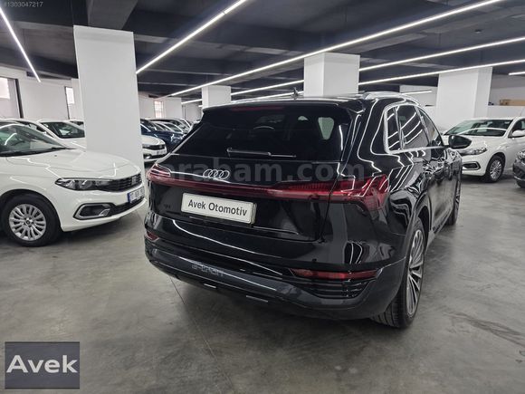 AVEK OTOMOTİV'DEN 2024 AUDI Q8 E-TRON ADVANCED AUTO 55 QUATRRO