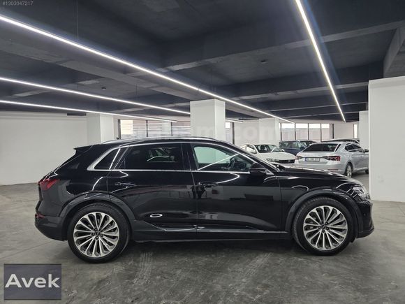 AVEK OTOMOTİV'DEN 2024 AUDI Q8 E-TRON ADVANCED AUTO 55 QUATRRO