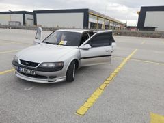 Sahibinden Opel Vectra 2.0 CDX 1998 Model  520.000 km Gri (Gümüş)