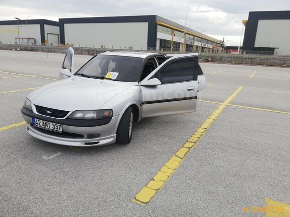 Sahibinden Opel Vectra 2.0 CDX 1998 Model  520.000 km Gri (Gümüş)