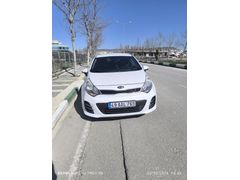 Sahibinden Kia Rio 1.25 CVVT Concept 2015 Model  196.000km Beyaz pazarlık yok