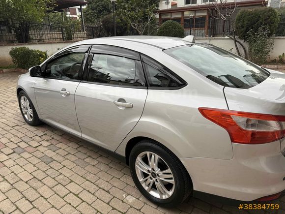Sahibinden Ford Focus 1.6 TDCi Trend 2012 Model 