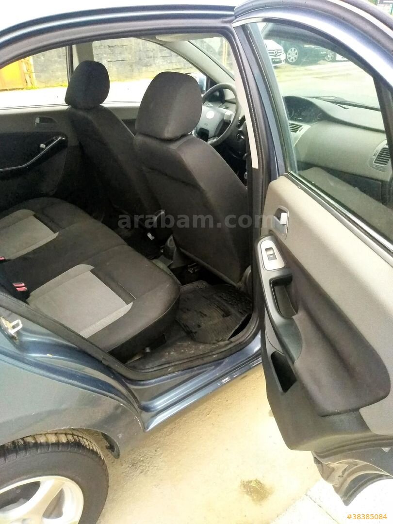 Sahibinden Tata Vista 1.3 TDI Quadrojet Aura 2012 Model İstanbul 201.000 km Füme 5