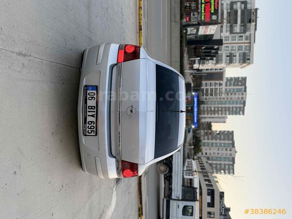  Opel Astra 1.6NB Enjoy 2008
