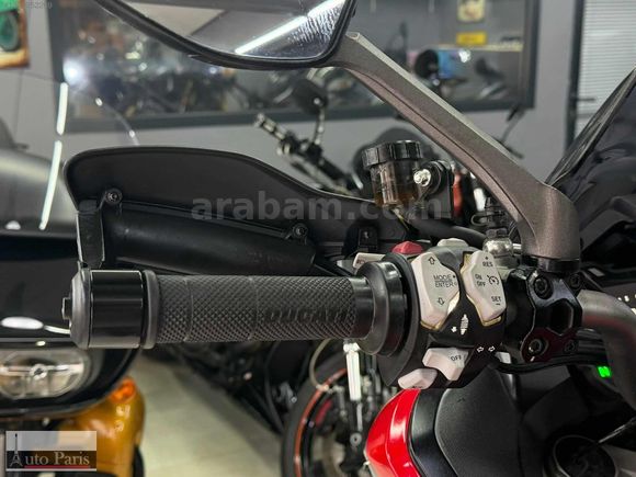 Auto Paris 2020 Model Multistrada 1260 Enduro Hatasız