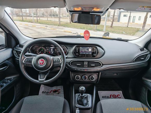2025 FİAT EGEA 1.4 FİRE EASY 35 BİNDE BENZİN MANUEL GSR 95HP HATASIZ