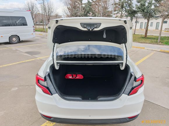 2025 FİAT EGEA 1.4 FİRE EASY 35 BİNDE BENZİN MANUEL GSR 95HP HATASIZ