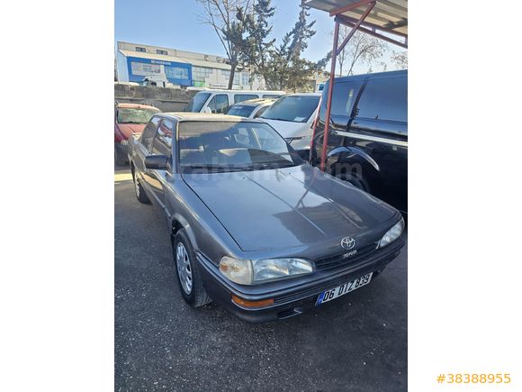 Galeriden Toyota Camry 2.0 XLi 1990 Model Gaziantep
