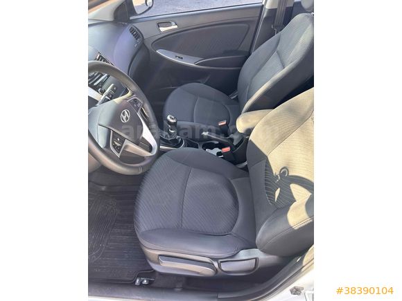 Sahibinden Hyundai Accent Blue 1.6 CRDI Mode Plus 2014 Model 