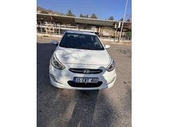 Sahibinden Hyundai Accent Blue 1.6 CRDI Mode Plus 2014 Model 