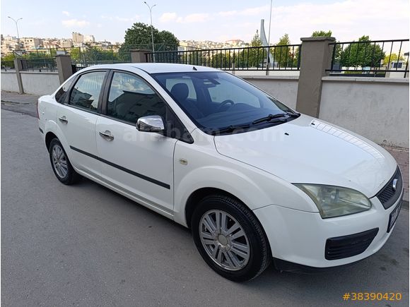 OGRETMENDEN FORD FOCUS
