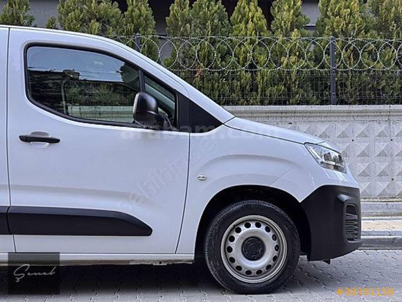 2023 FİAT DOBLO KARGO 1.5 BLUEHDI MAXİ HATASIZ TRAMERSİZ