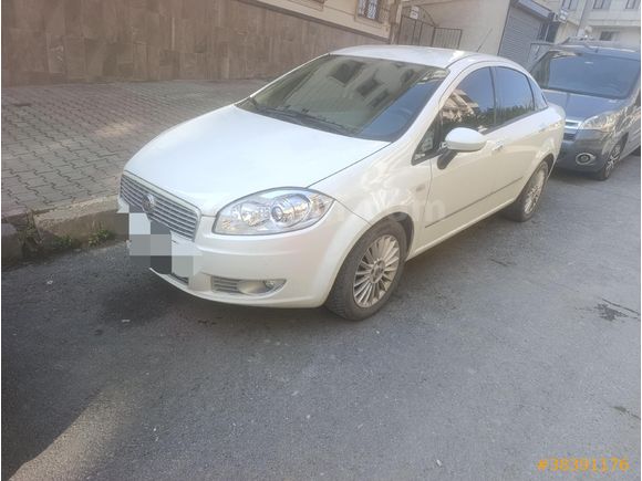 Sahibinden Fiat Linea 1.6 Multijet Emotion Plus 2012 Model  125.600 km Beyaz