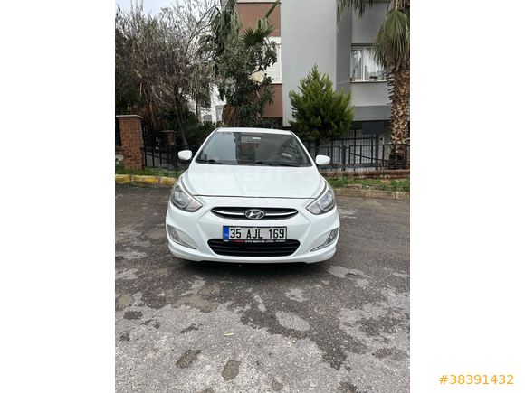 Sahibinden Hyundai Accent Blue 1.6 CRDI Mode Plus 2015 Model 
