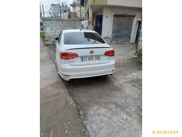 Sahibinden Volkswagen Jetta 1.6 TDi Trendline 2015 Model