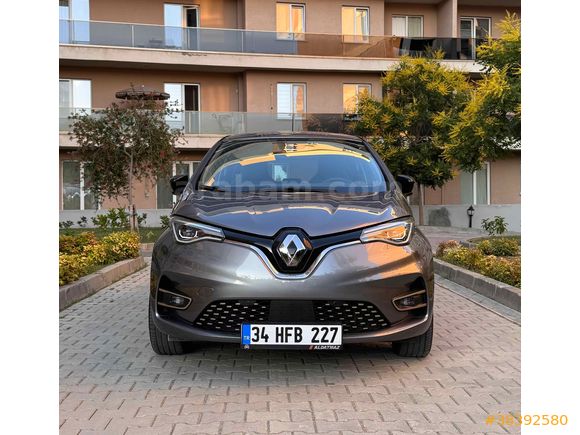 Sahibinden Renault Zoe 2023 Model  aktif kullanıyorum km degişiklik gösterebilir 