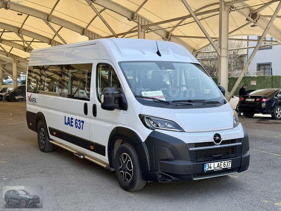 2025 OPEL MOVANO 29.000 km'de HATASIZ + SERVİS PLAKASI