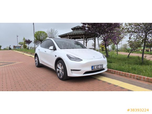 Sahibinden Tesla Model Y Long Range AWD 2023 Model