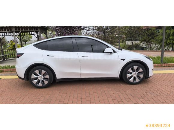 Sahibinden Tesla Model Y Long Range AWD 2023 Model