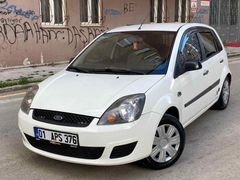 Fiesta 2006 4 kapılı makyajlı kasa
