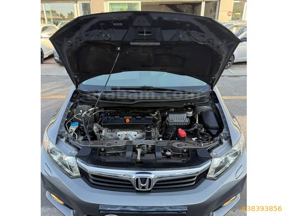 Sahibinden Honda Civic 1.6i VTEC ECO Elegance 2012 Model