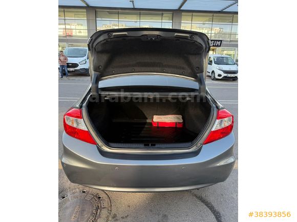 Sahibinden Honda Civic 1.6i VTEC ECO Elegance 2012 Model