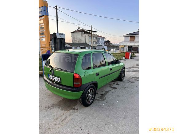 Sahibinden temiz Opel Corsa 1.4 Swing 1998 Model  223.500 km Yeşil