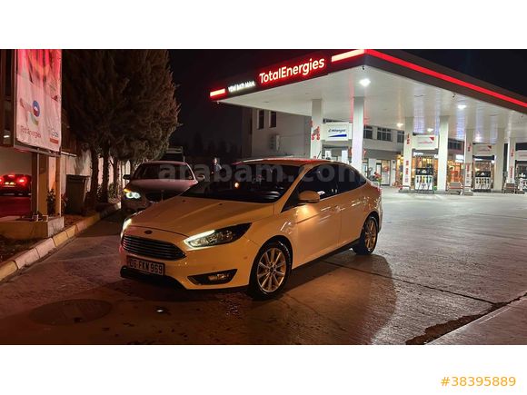 Hatasız. Boyasız  düşük km de Temiz aile aracı 