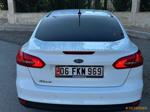 Hatasız. Boyasız  düşük km de Temiz aile aracı 