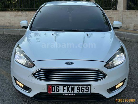 Hatasız. Boyasız  düşük km de Temiz aile aracı 