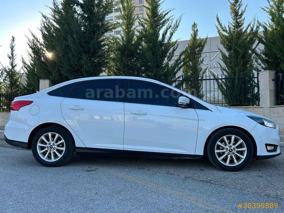 Hatasız. Boyasız  düşük km de Temiz aile aracı 