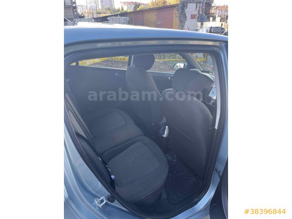 Sahibinden Hyundai i20 1.4 CVVT Team 2011 Model İstanbul