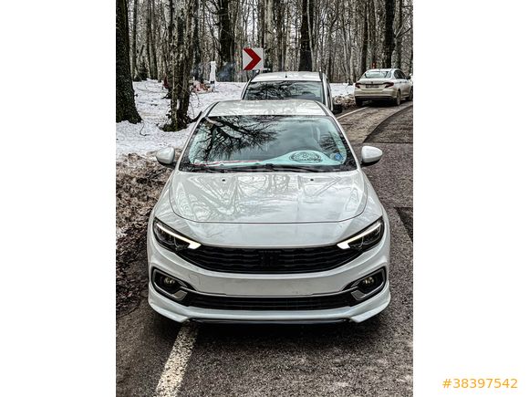 Sahibinden Fiat Egea 1.4 Fire Urban 2023 Model  28.000 km Beyaz