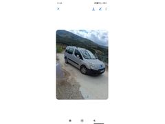 Peugeot Partner 1.6 HDI Comfort Pack 2009 Model  450.000 km Gri
