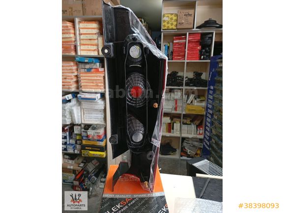 8200419949 KANGOO 2009 ÇİFT KAPI SAĞ STOP LAMBASI