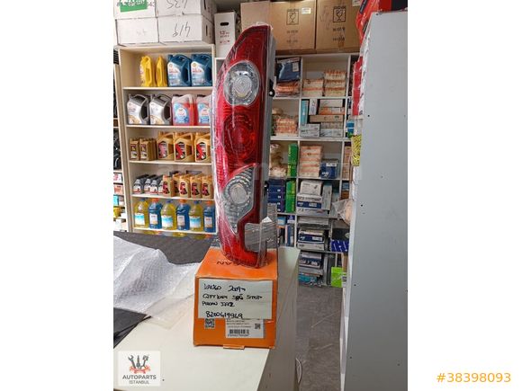 8200419949 KANGOO 2009 ÇİFT KAPI SAĞ STOP LAMBASI