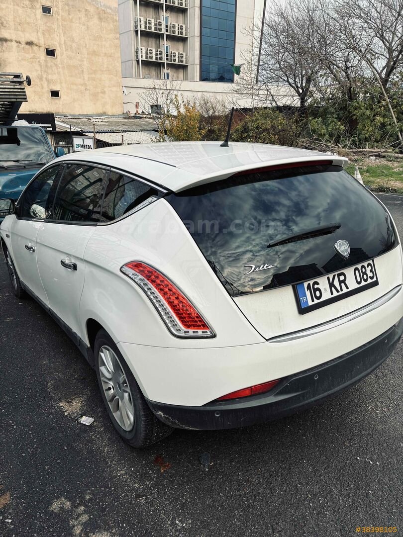 Sahibinden Lancia Delta 1.6 MJet 2011 Model Bursa 266.000 km Beyaz 4