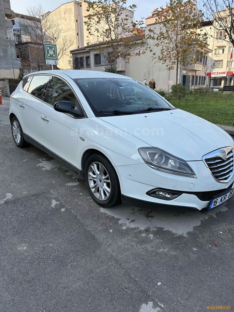 Sahibinden Lancia Delta 1.6 MJet 2011 Model Bursa 266.000 km Beyaz 3
