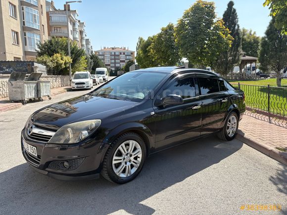 Sunrooflu, vizesi yeni, bakımları yapılmış en dolusu