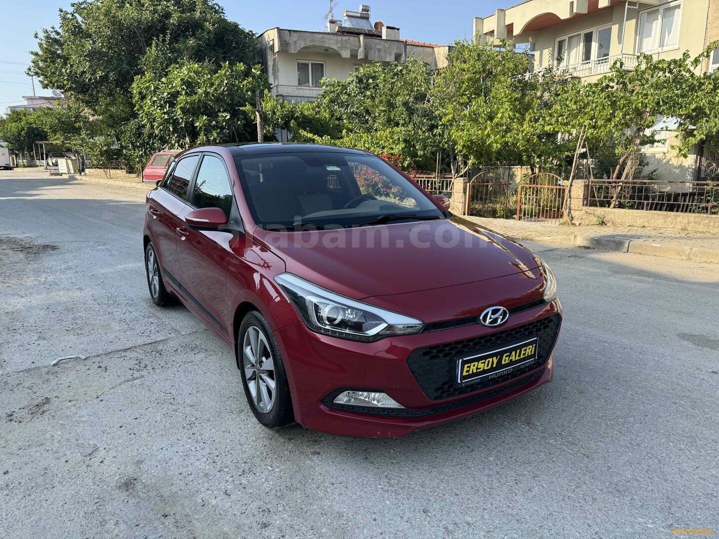 Galeriden Hyundai i20 1.4 MPI Elite Smart 2016 Model Aydın 70.000 km Kırmızı 2