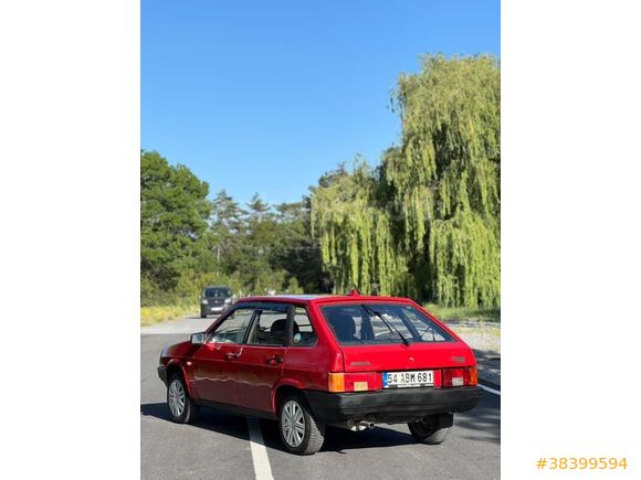 1992 model lada samara?