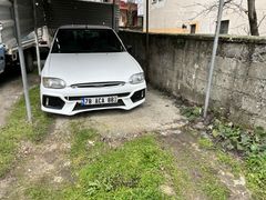Sahibinden Ford Escort  1998 Model  150.000 km Beyaz