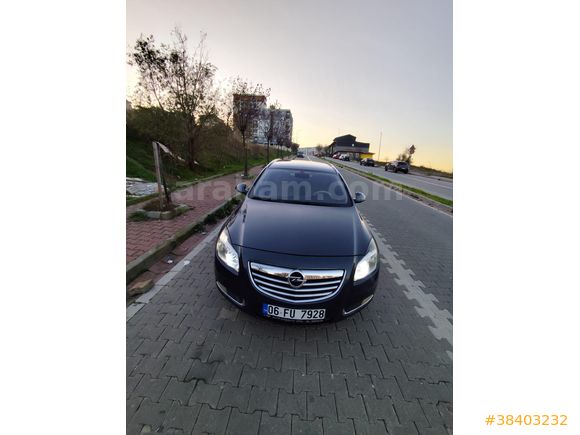 ACİLL ..Sahibinden Opel Insignia 1.6 Cosmo Sports Tourer 2010 Model