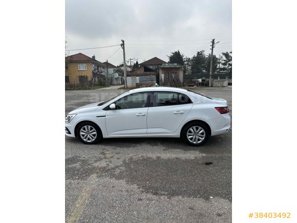 Sahibinden Renault Megane 1.3 TCe Joy 2022 Model 