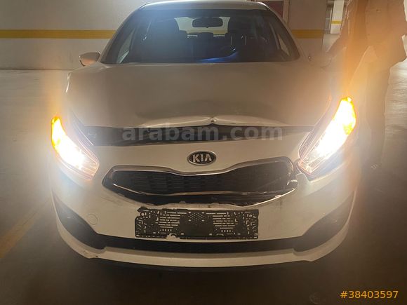 2. Sahibinden Kia Ceed 1.6 CRDi 136 bg