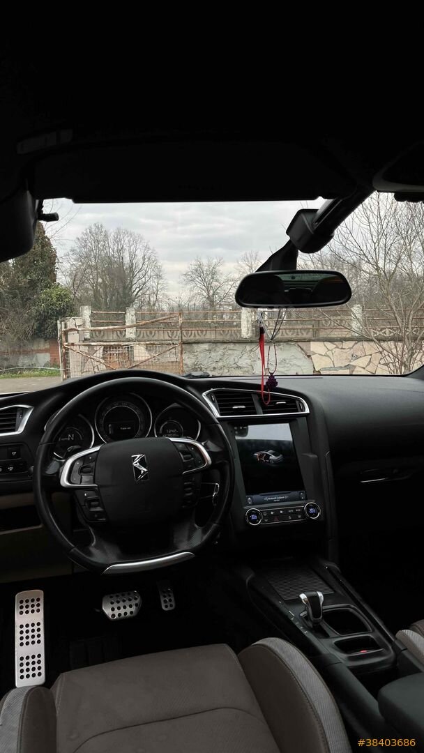 Sahibinden DS Automobiles DS4 1.6 e-HDi D-Sport 2012 Model Sakarya 278.000 km Beyaz 1