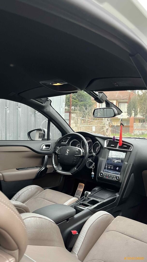 Sahibinden DS Automobiles DS4 1.6 e-HDi D-Sport 2012 Model Sakarya 278.000 km Beyaz 2