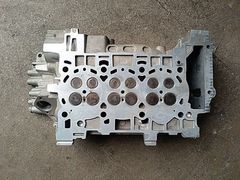 Opel 3 silindir 1.5 dizel lxd kod motor üst kapak silindir kapak